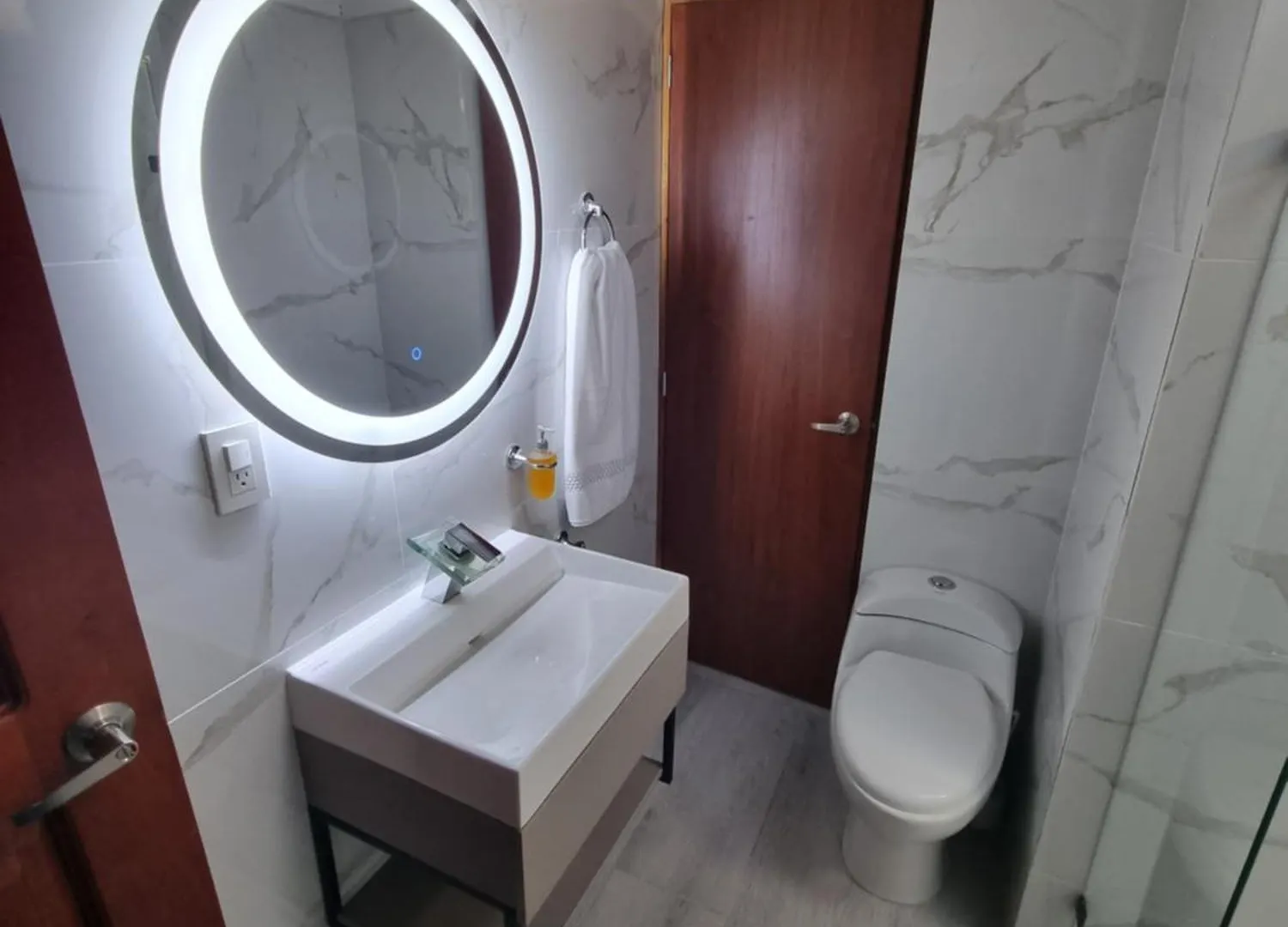 Hermoso Apartamento Poblado - Manila Medellin 0*,